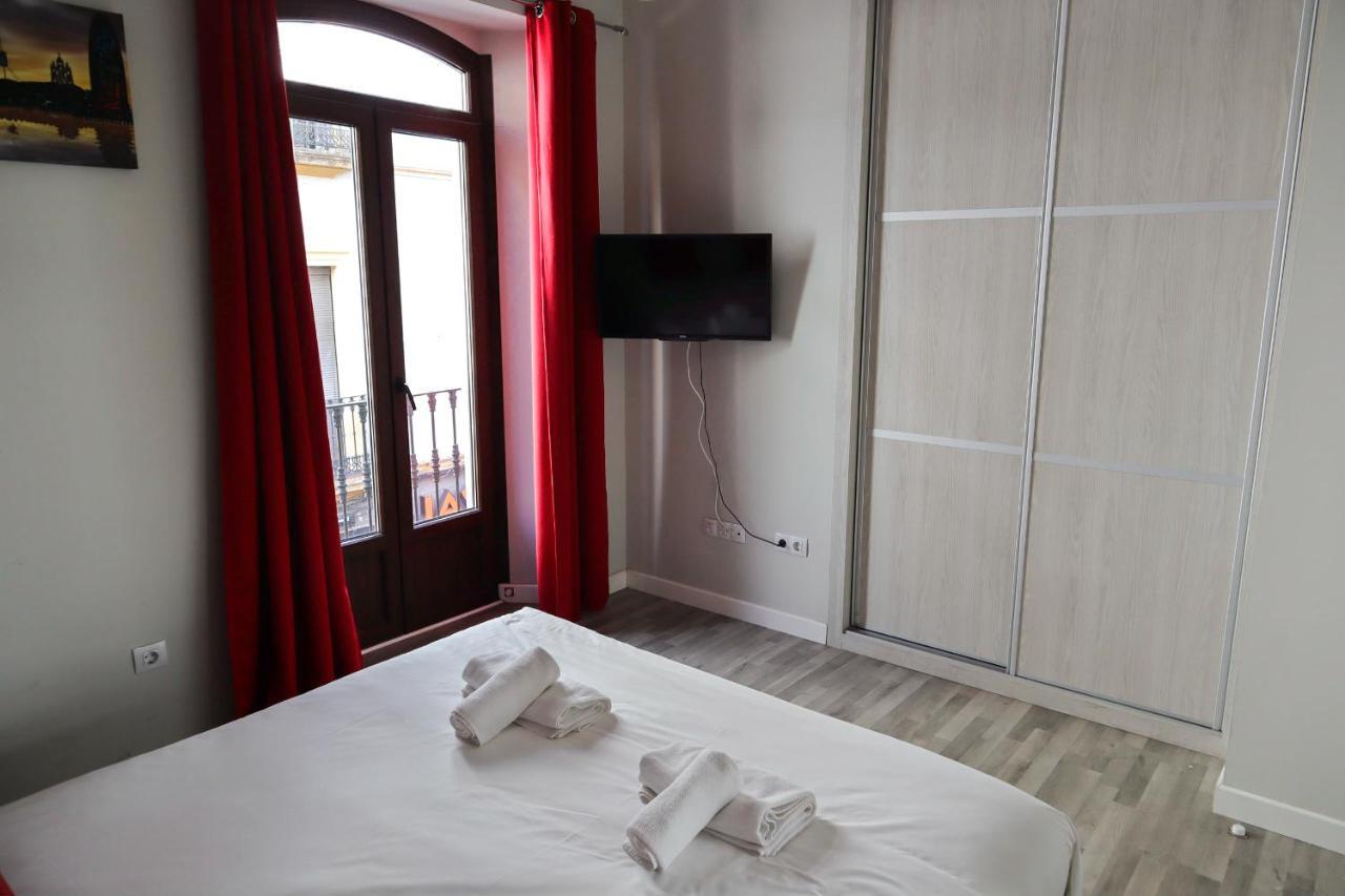 Triana Suite Dreams Seville Ngoại thất bức ảnh